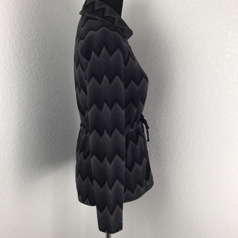 North Face Black Grey Zip Zag Print Zip Up Jacket - Picture 3 of 8